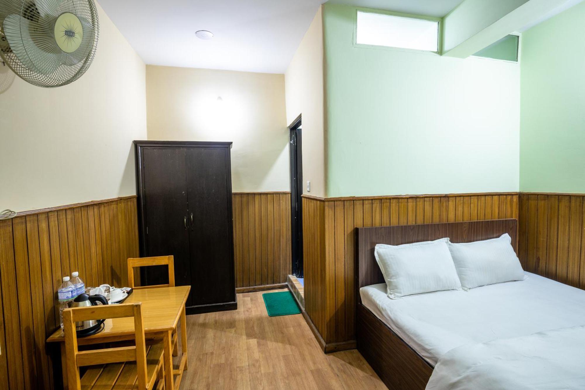 Hotel Harmony & Little Bites Bistro Jawlakhel Екстер'єр фото
